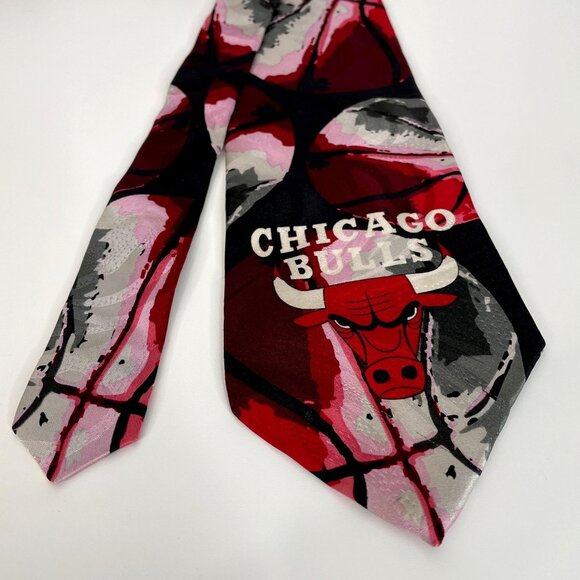 Ralph Marlin Chicago Bulls NBA Necktie Silk Red Black RM Sport Basketball Fan - Picture 1 of 9